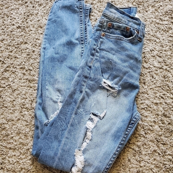 𝅺aero Cheeky Jegging Distressed Jeans - Picture 7 of 7